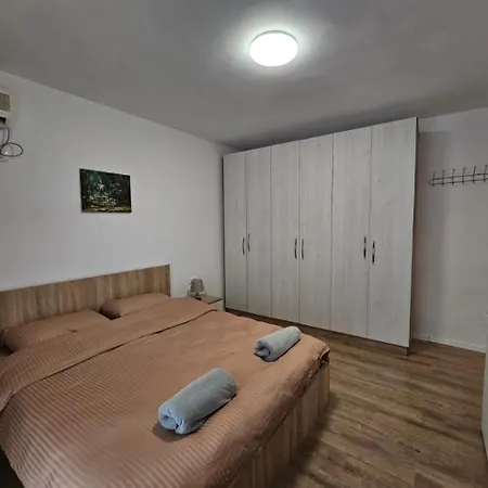 Alan 4 Myslym Shyri * Tirana